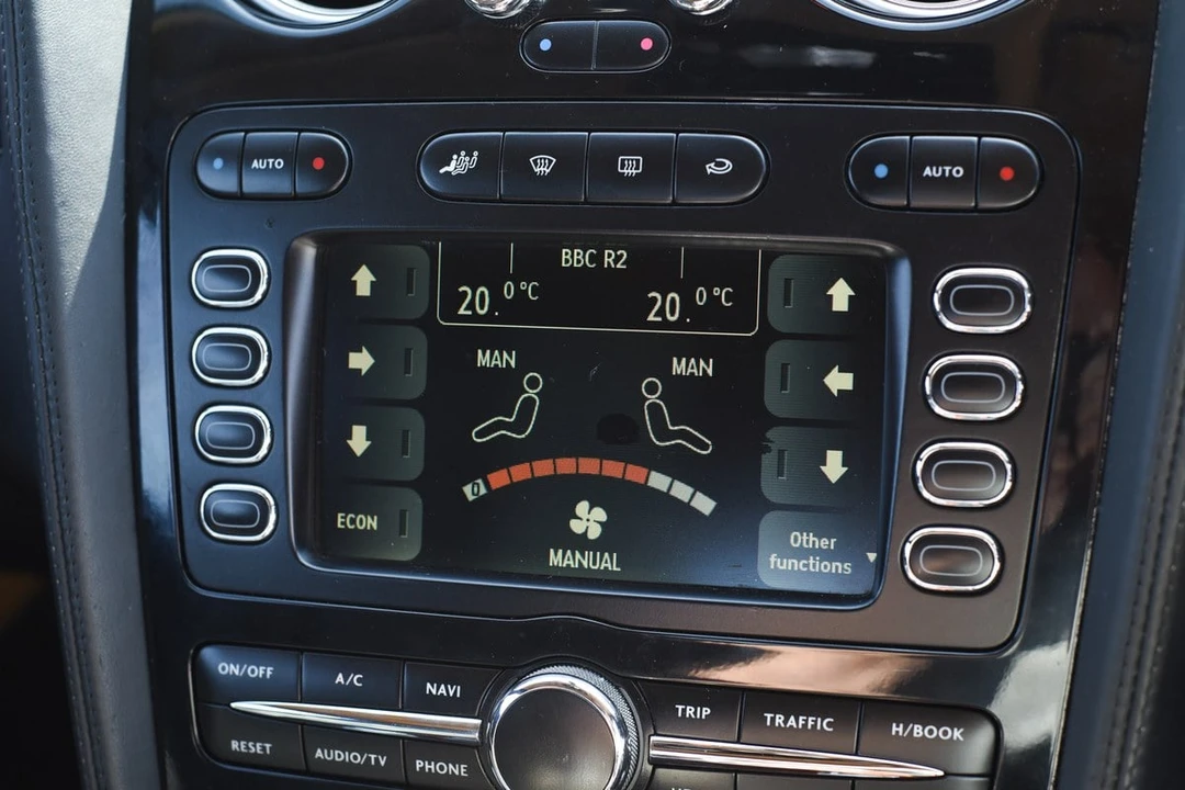 2004 Bentley Continental GT 1st Gen - Image 11 of 30