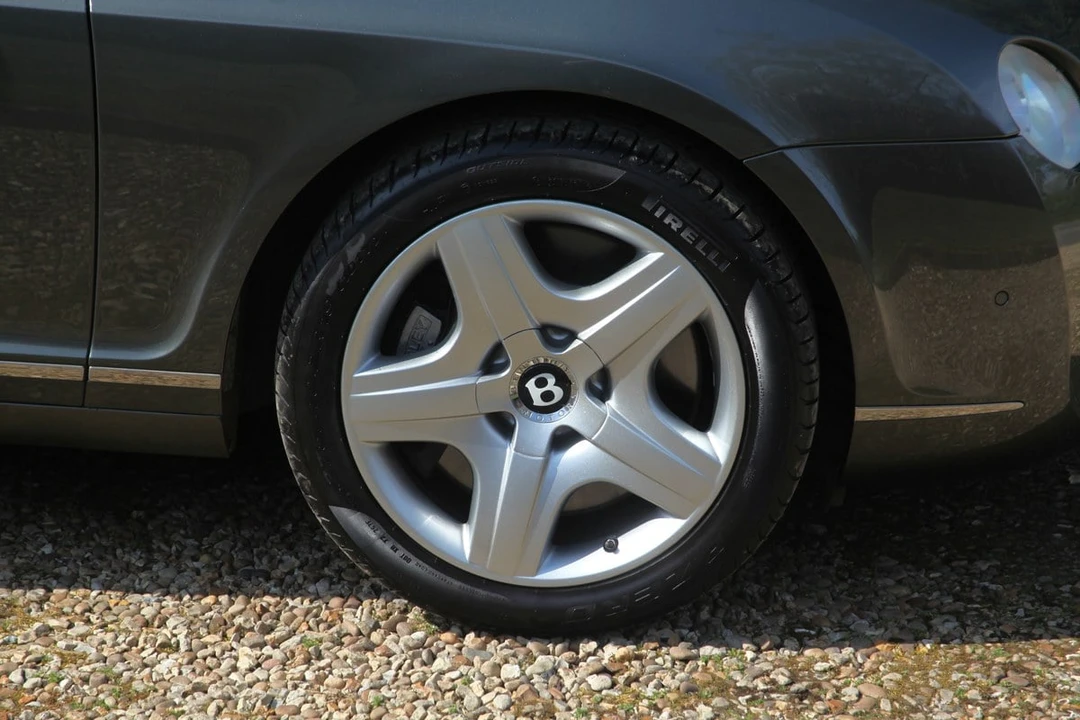 2004 Bentley Continental GT 1st Gen - Image 24 of 30