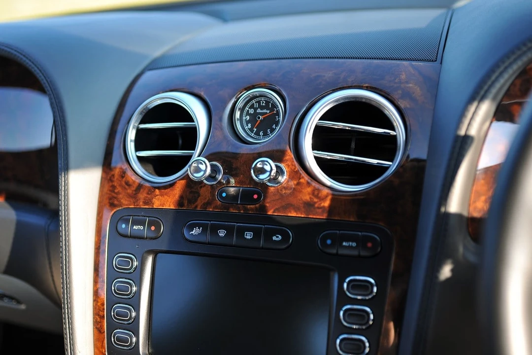 2004 Bentley Continental GT 1st Gen - Image 23 of 30