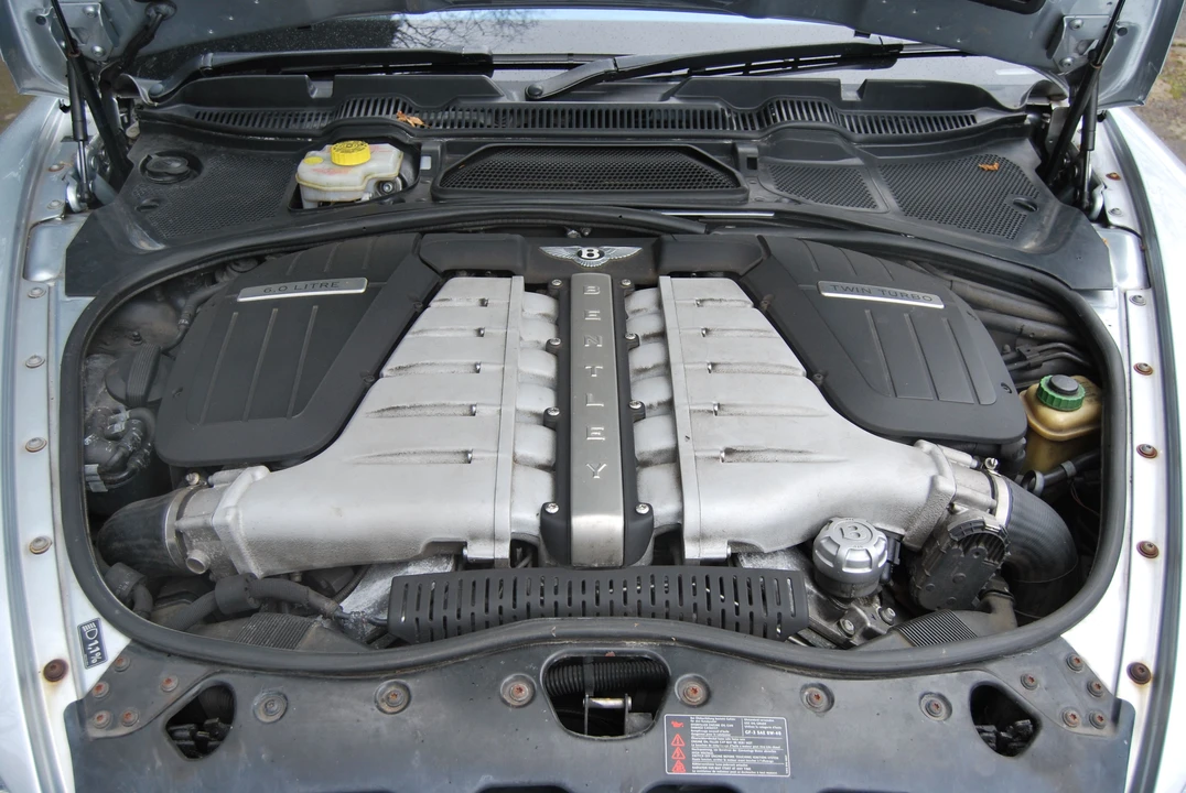 2004 Bentley Continental GT 1st Gen - Image 9 of 11