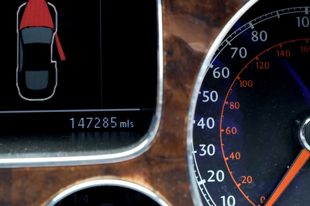 2004 Bentley Continental GT 1st Gen - Image 5 of 9