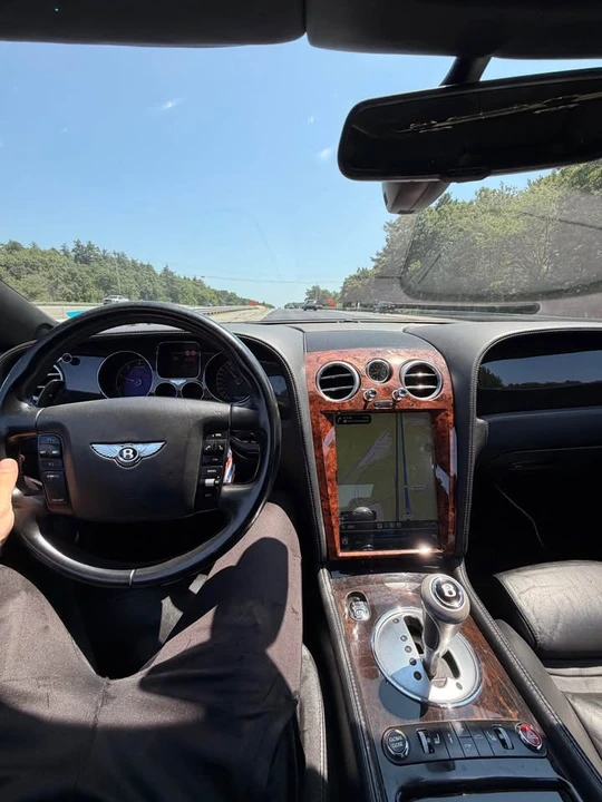 2004 Bentley Continental GT 1st Gen - Image 16 of 17