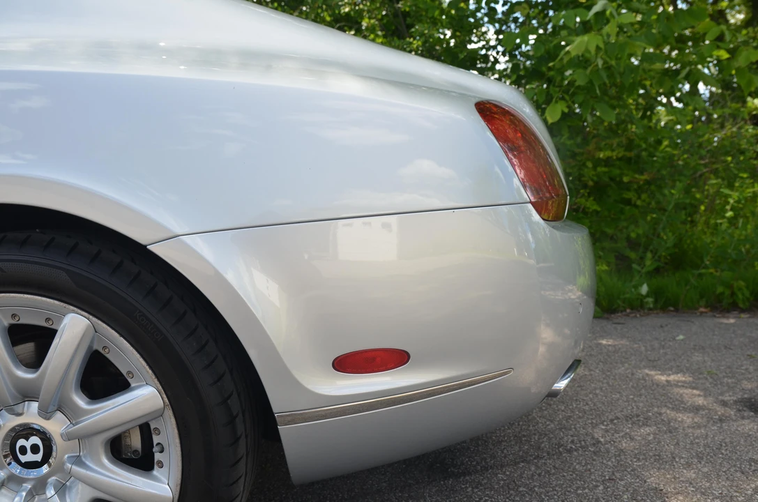 2004 Bentley Continental GT 1st Gen - Image 16 of 31