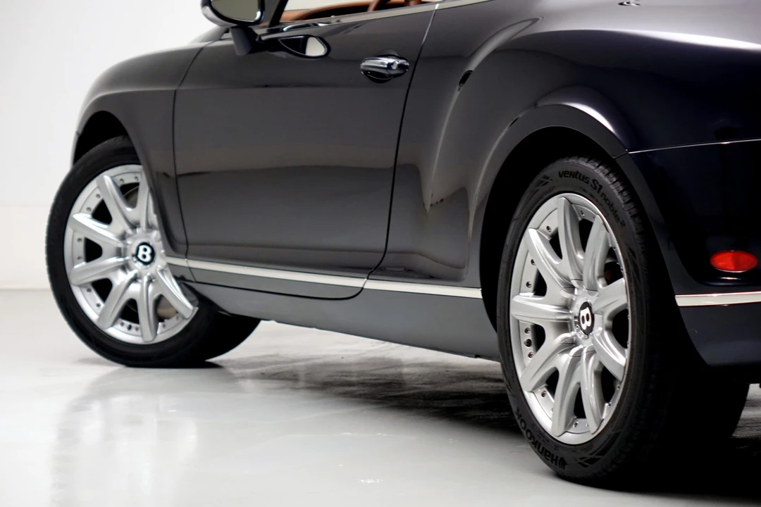 2004 Bentley Continental GT 1st Gen - Image 29 of 31
