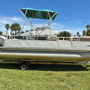 2004 Bentley Pontoon Fish and Cruise