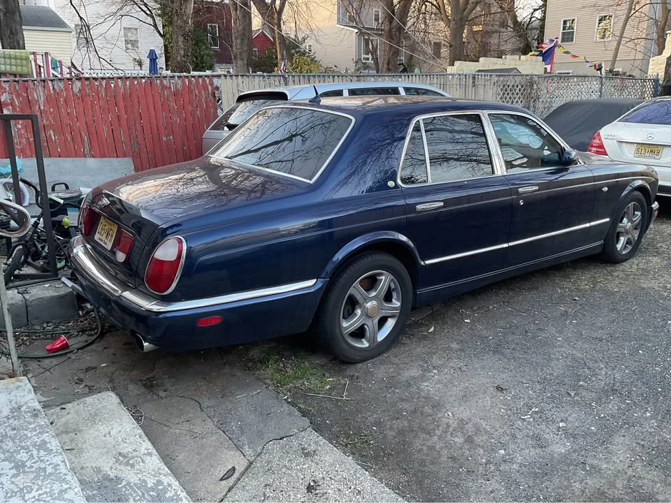 2004 Bentley Arnage R & RL - Image 2 of 15