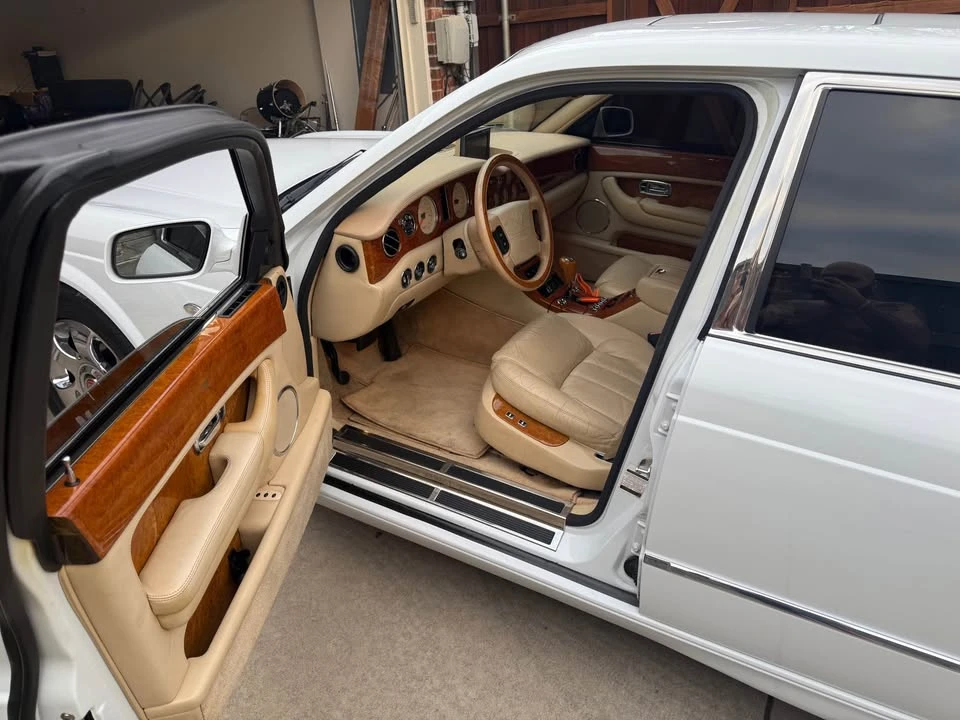 2004 Bentley Arnage R & RL - Image 12 of 14