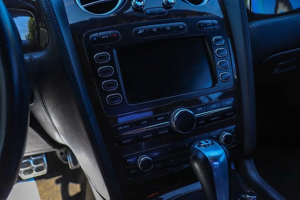 2004 Bentley Continental GT 1st Gen - Image 19 of 20