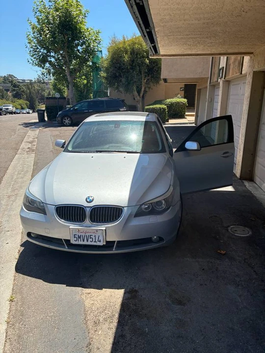 2004 BMW E60 545i & 550i Sedan - Image 2 of 3