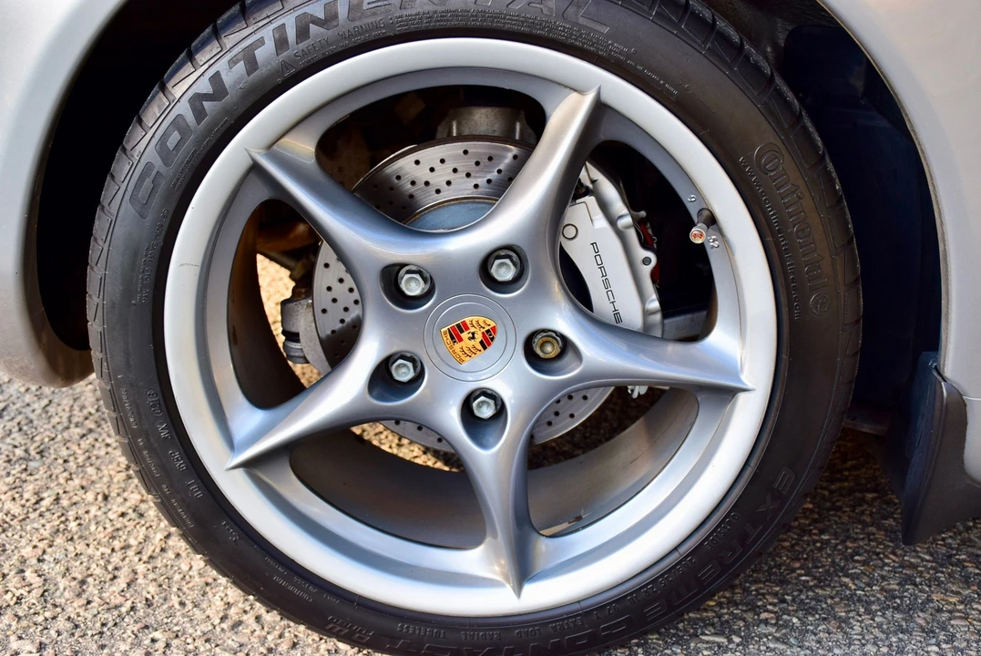 2004 Porsche 986 Boxster S - Image 11 of 31
