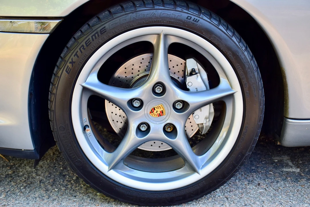 2004 Porsche 986 Boxster S - Image 13 of 31