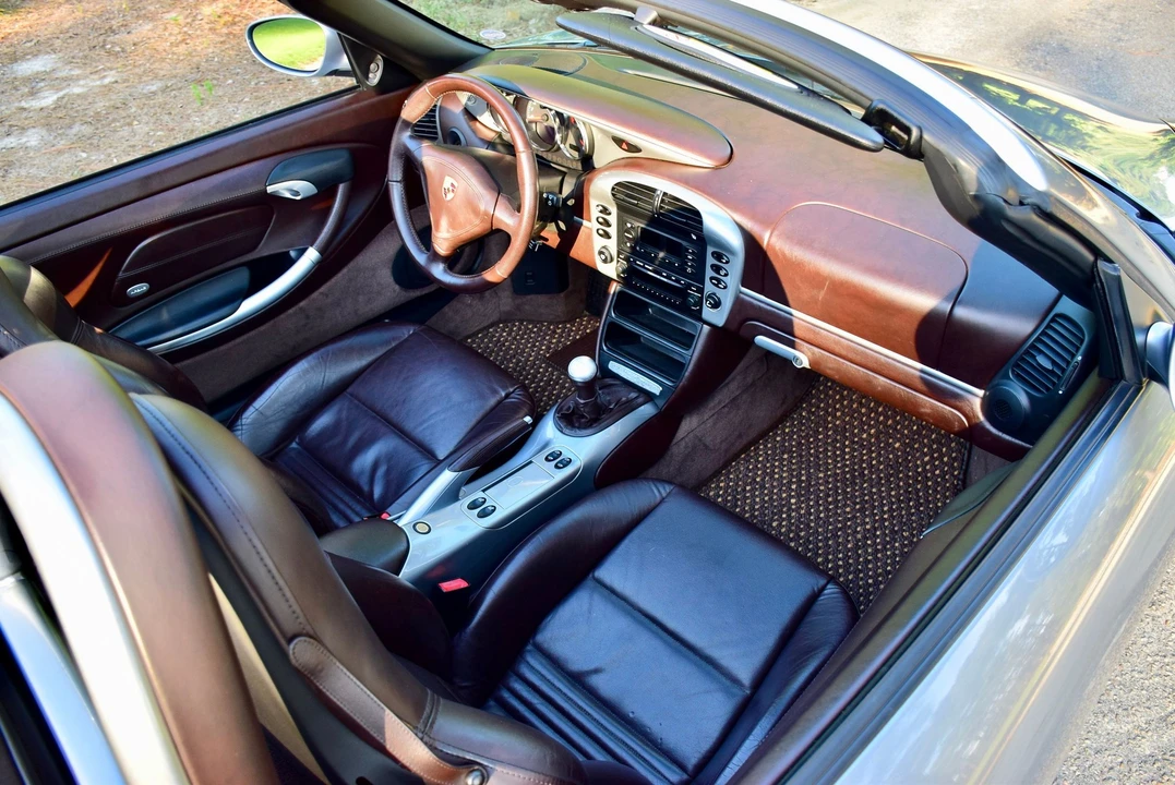 2004 Porsche 986 Boxster S - Image 25 of 31