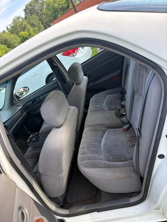 2004 Buick Century - Image 8 of 9