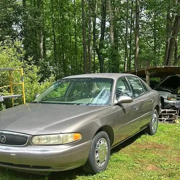 2004 Buick Century · Sedan 4D