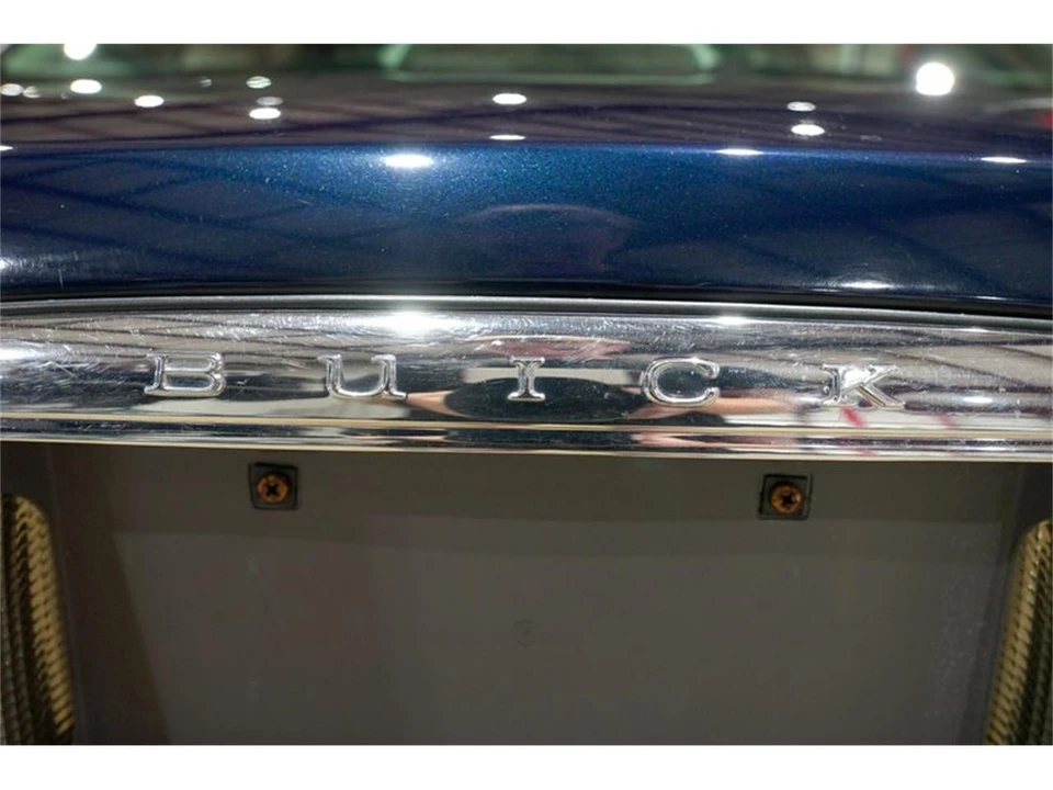 2004 Buick LeSabre - Image 23 of 31