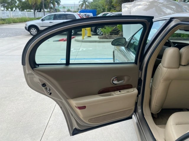 2004 Buick LeSabre - Image 14 of 22