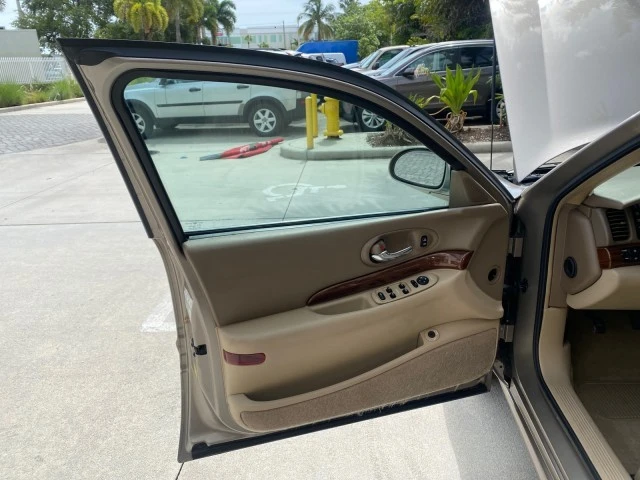 2004 Buick LeSabre - Image 10 of 22