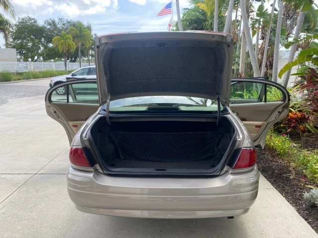 2004 Buick LeSabre - Image 16 of 22