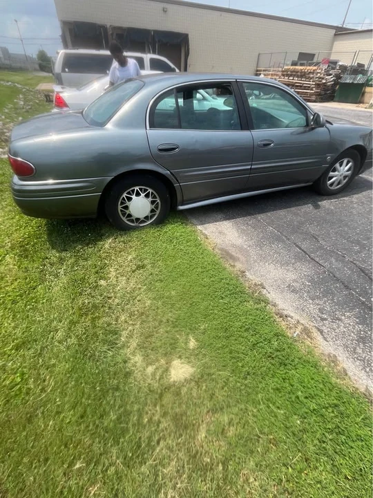 2004 Buick LeSabre - Image 2 of 4