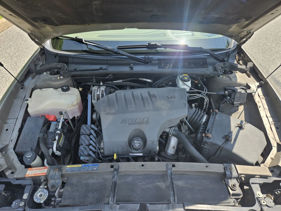 2004 Buick LeSabre - Image 10 of 15