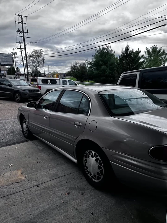 2004 Buick LeSabre - Image 11 of 16