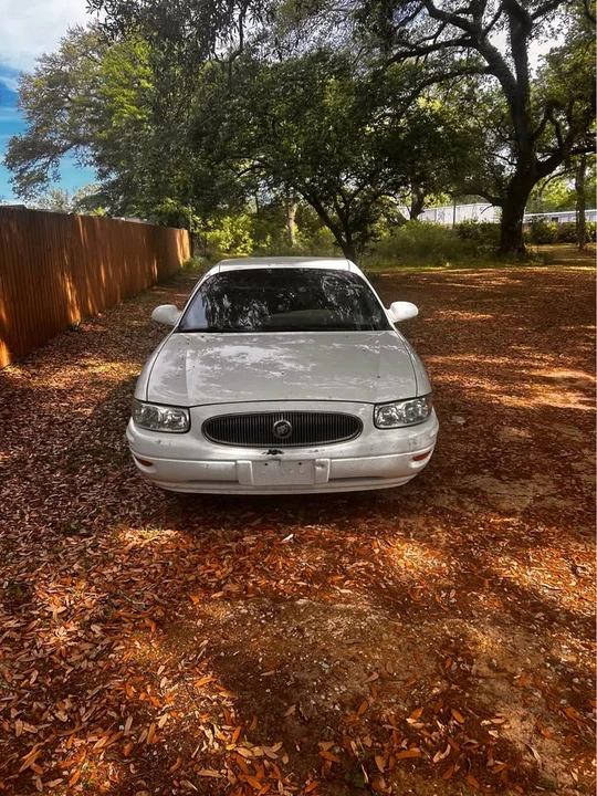 2004 Buick LeSabre - Image 2 of 2