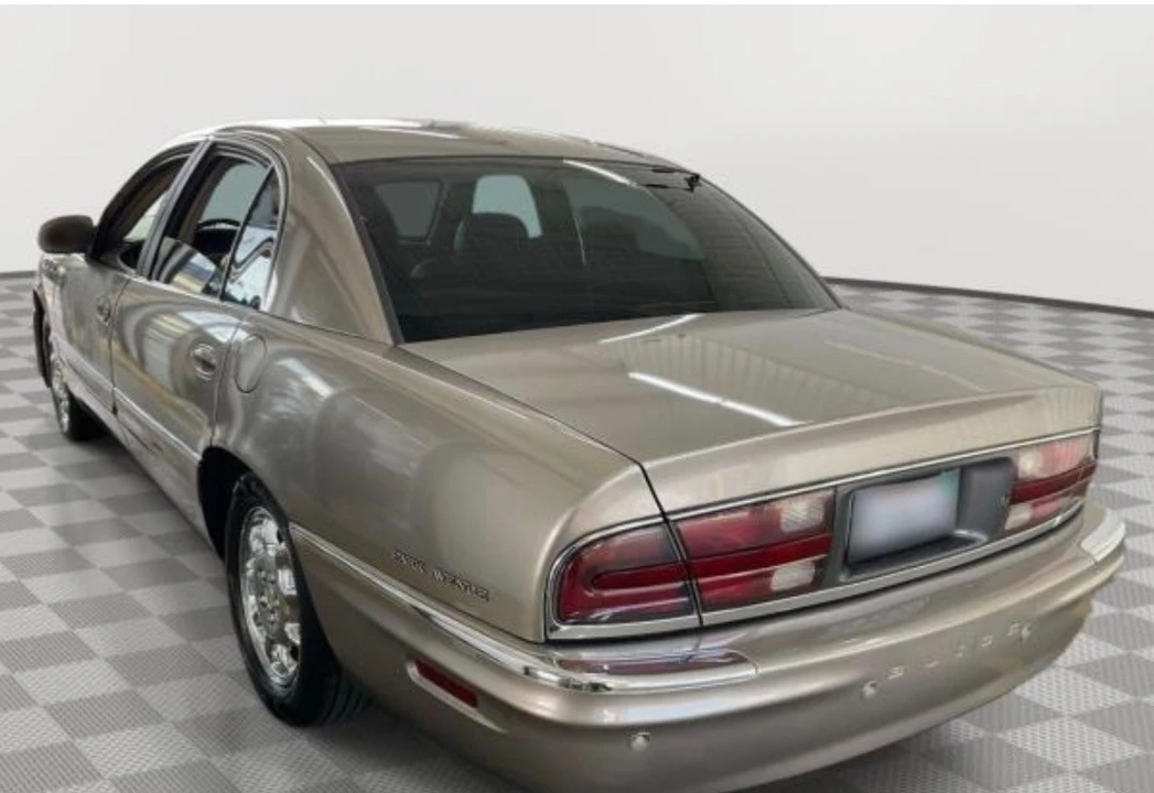 2004 Buick Park Avenue - Image 3 of 9