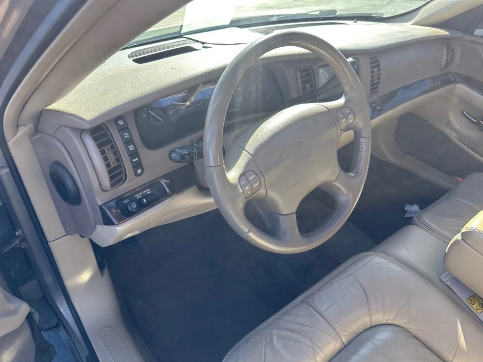 2004 Buick Park Avenue - Image 9 of 12