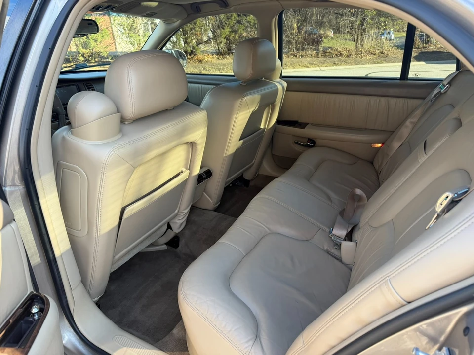 2004 Buick Park Avenue - Image 8 of 21
