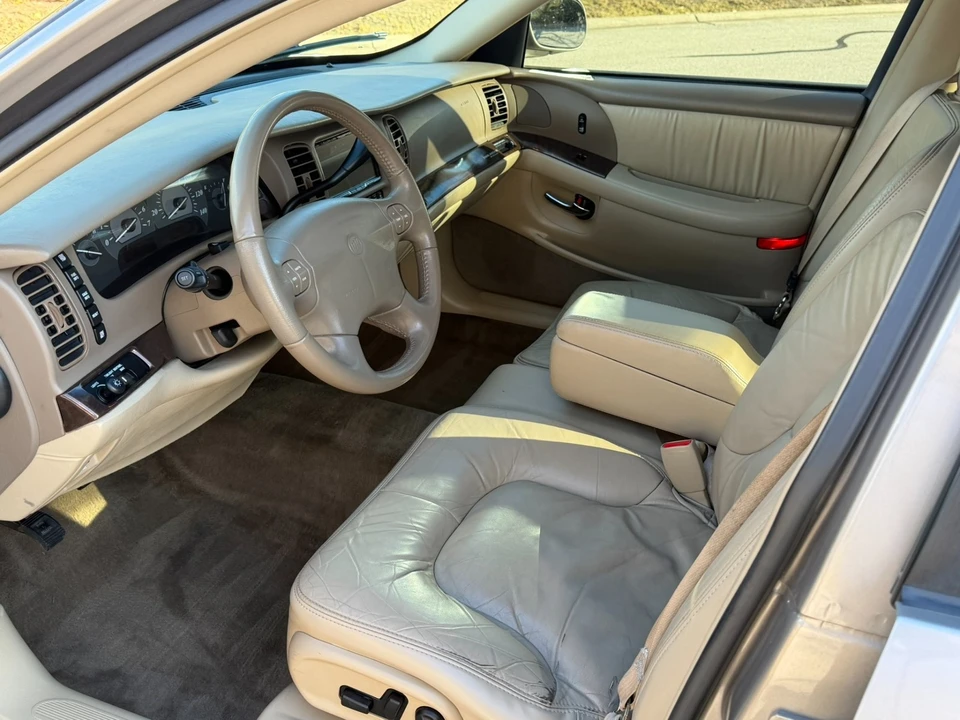 2004 Buick Park Avenue - Image 10 of 12
