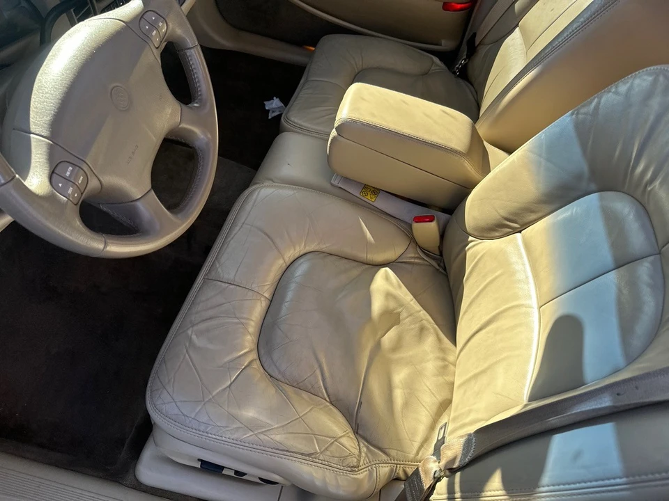 2004 Buick Park Avenue - Image 8 of 12