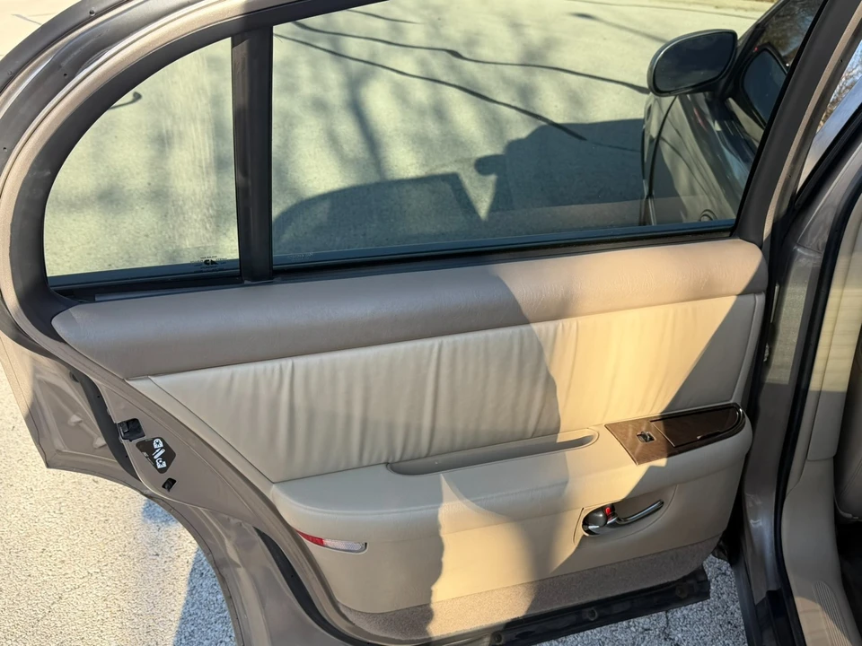 2004 Buick Park Avenue - Image 7 of 21