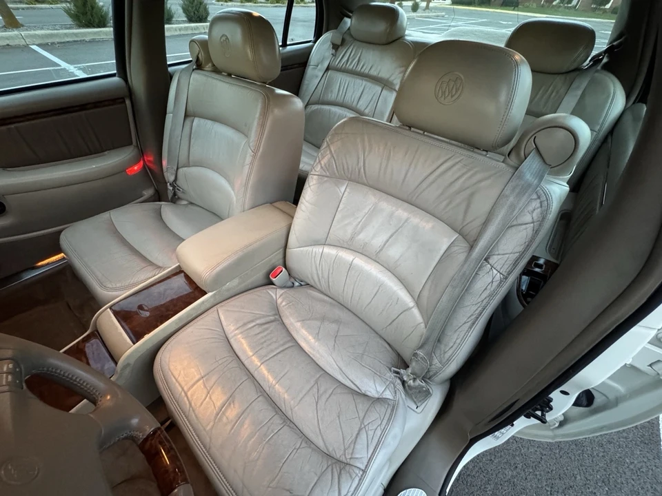 2004 Buick Park Avenue - Image 19 of 21
