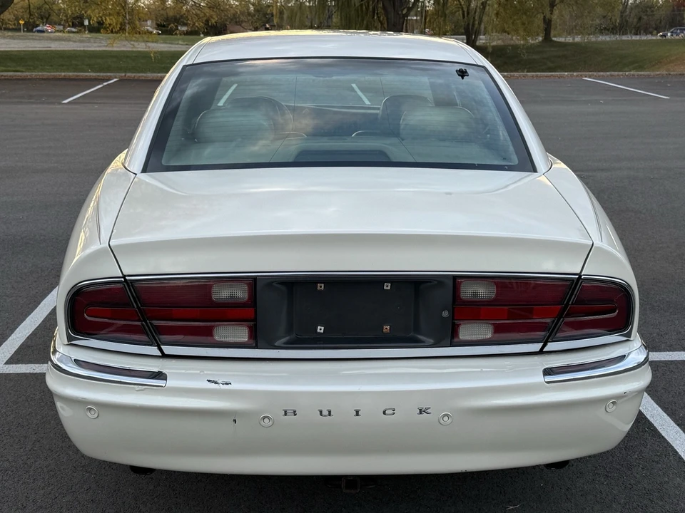 2004 Buick Park Avenue - Image 4 of 21