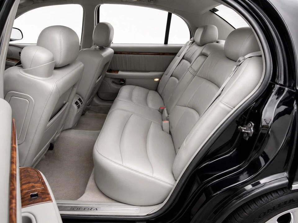 2004 Buick Park Avenue - Image 9 of 18