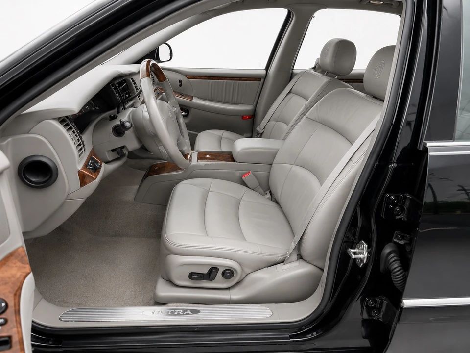 2004 Buick Park Avenue - Image 8 of 18