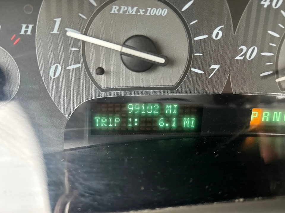 2004 Buick Park Avenue - Image 16 of 18