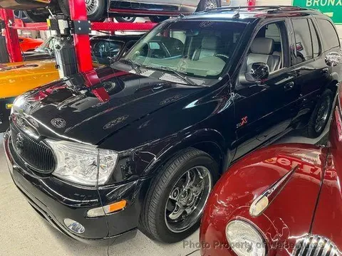2004 Buick Rainier GNX Concept Prototype