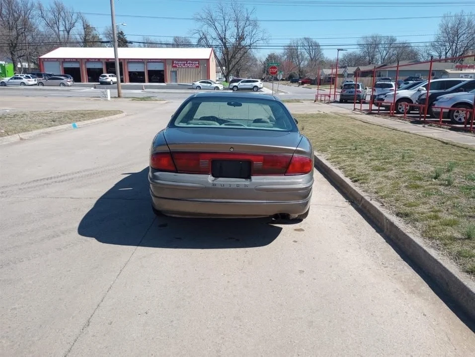 2004 Buick Regal - Image 6 of 8