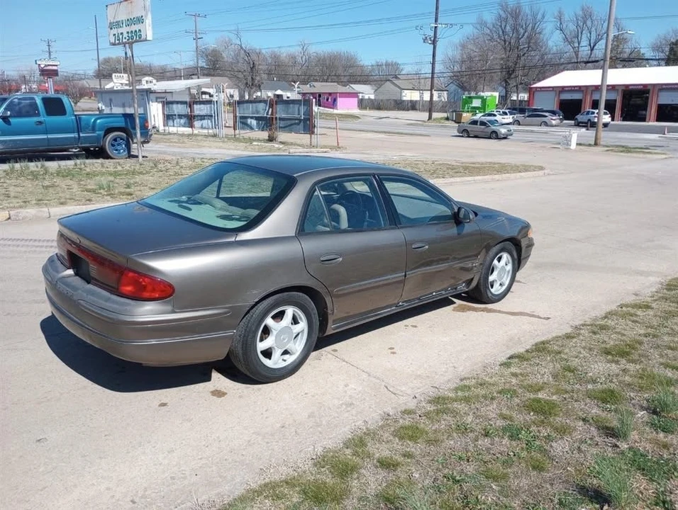 2004 Buick Regal - Image 4 of 8