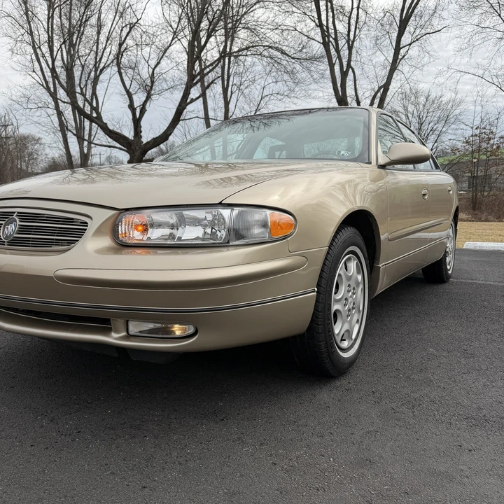 2004 Buick Regal - Image 10 of 31