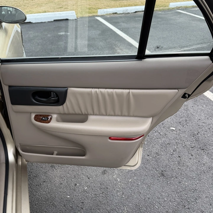 2004 Buick Regal - Image 17 of 31