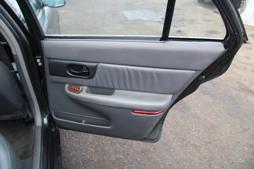 2004 Buick Regal - Image 20 of 21