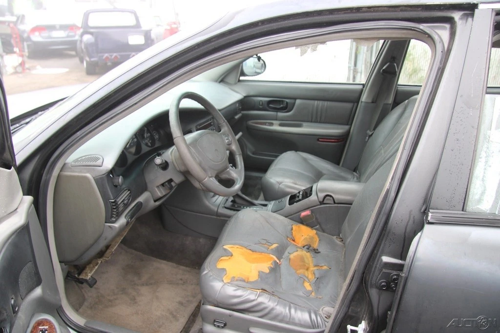 2004 Buick Regal - Image 13 of 21