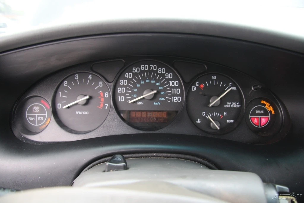 2004 Buick Regal - Image 15 of 21