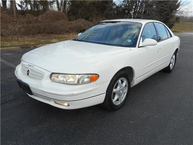 2004 Buick Regal - Image 9 of 12