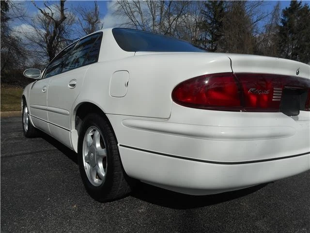2004 Buick Regal - Image 6 of 12