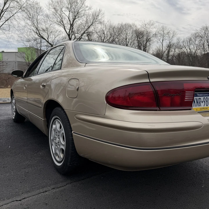 2004 Buick Regal - Image 6 of 12