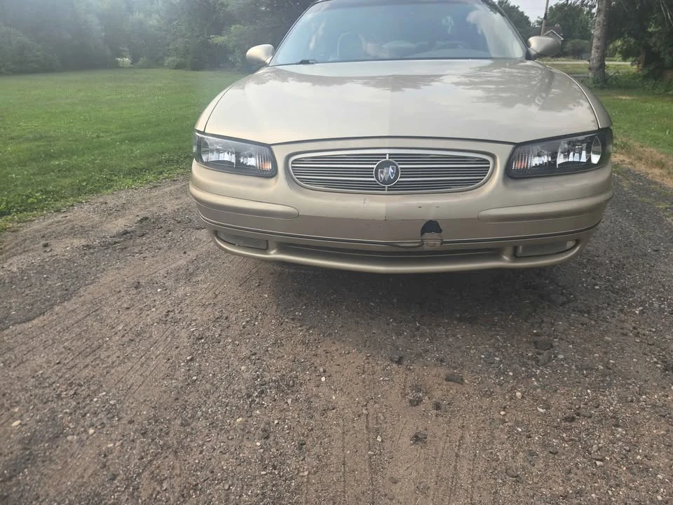 2004 Buick Regal - Image 3 of 8
