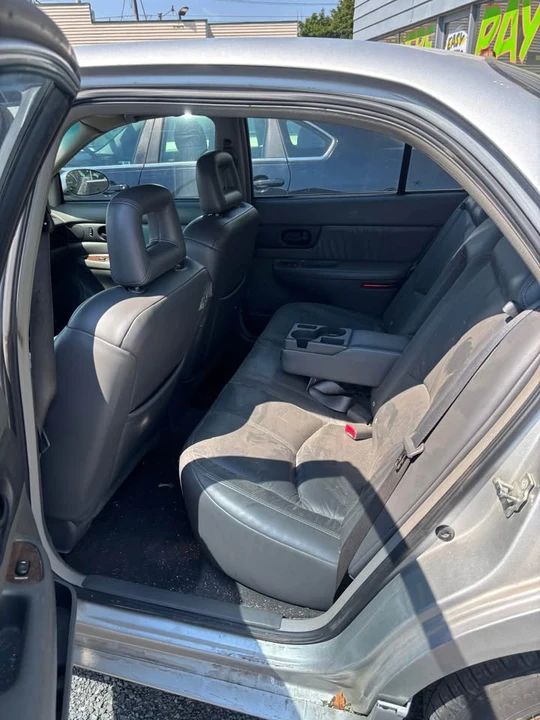 2004 Buick Regal - Image 7 of 10